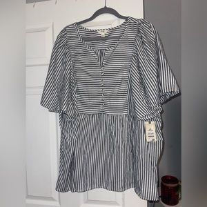 Women’s Plus Top